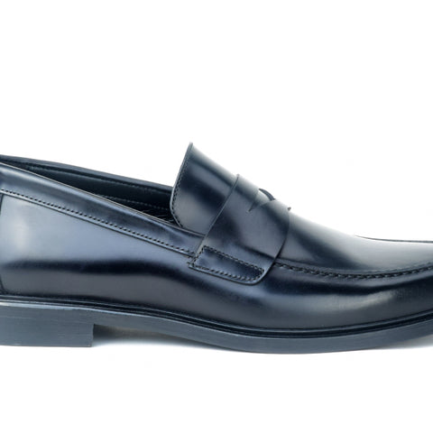 Black Out Loafer